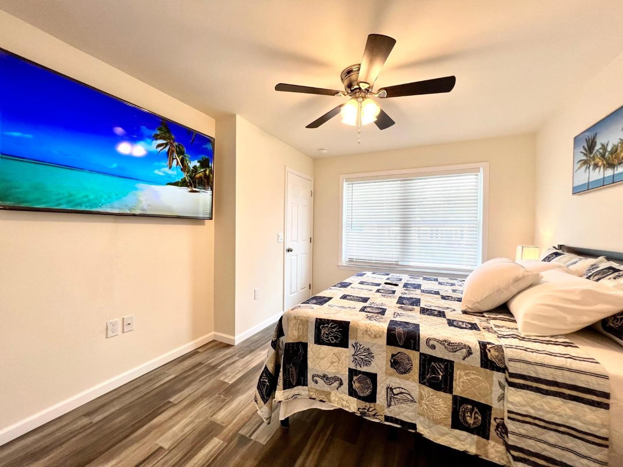 Сasa de vacaciones House Cape Just 1 Block From The Bay & A Short 5 Minutes Walk, Sleeps 19 Cape May